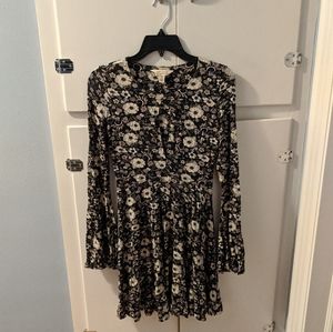 AE Floral Fit & Flare Dress with Bell Sleeves XXS